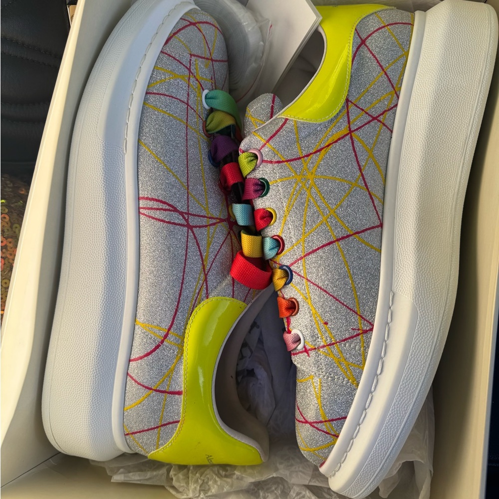 Alexander McQueen Kids Sneakers in Silver and Yellow